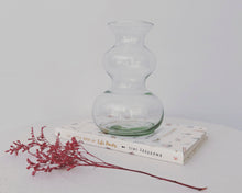 Cargar imagen en el visor de la galería, Florero Olas Mediano