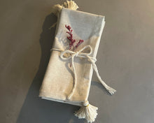 Cargar imagen en el visor de la galería, Servilleta Borla x1