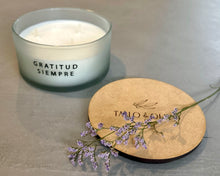 Cargar imagen en el visor de la galería, Vela Gratitud Siempre