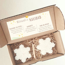 Cargar imagen en el visor de la galería, Ritual de Navidad Velas Copos