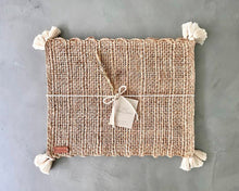 Cargar imagen en el visor de la galería, Individuales Borlas x1